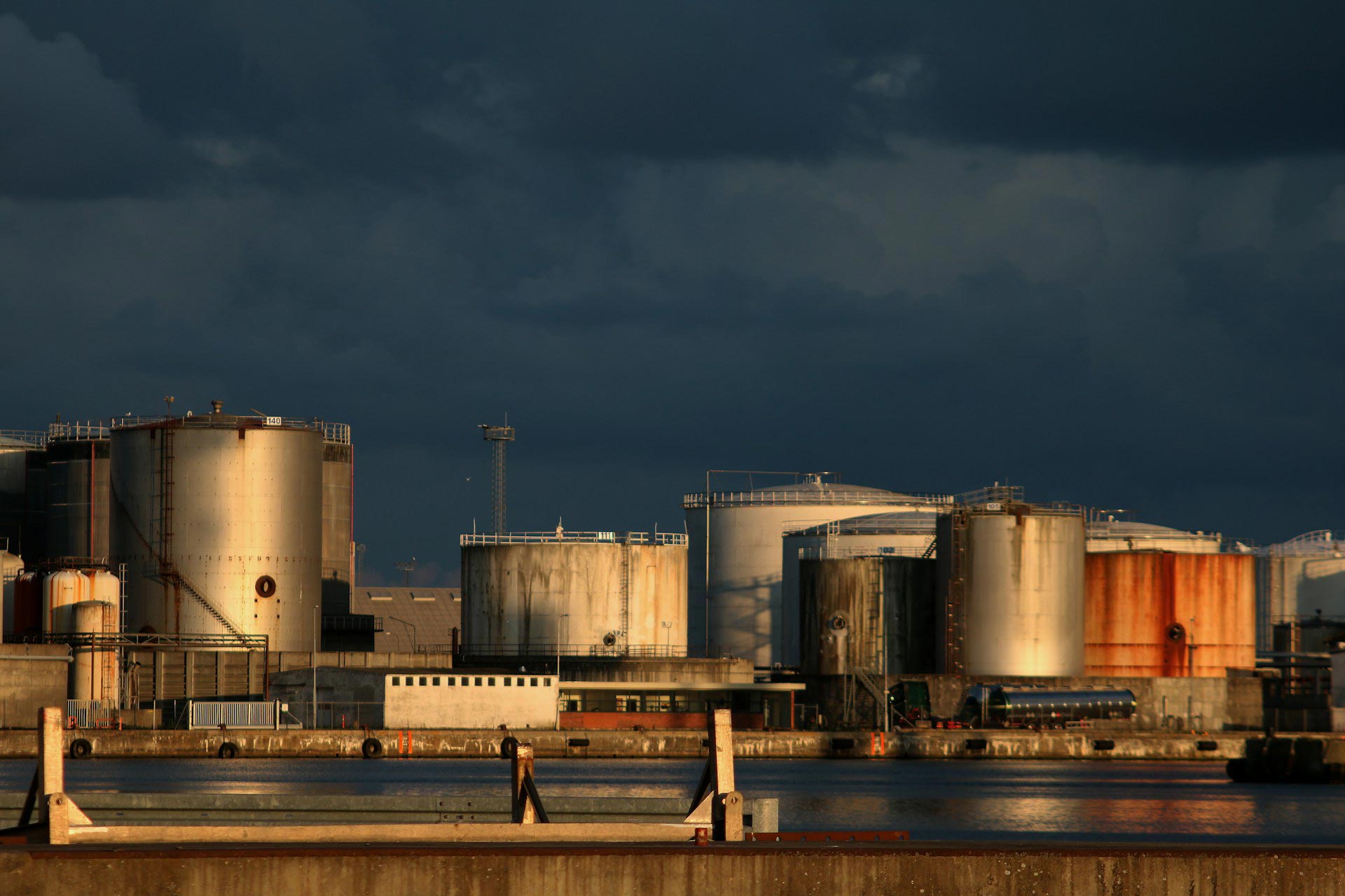 Oil & Gas